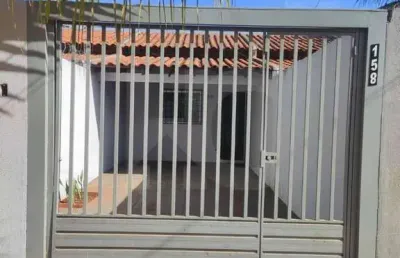 Casa com 2 quartos para alugar na Rua Alto da Lapa, 158, Jardim Centenário, Campo Grande