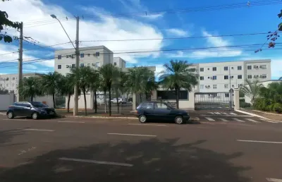 Apartamento com 2 quartos para alugar na Rua Brasilândia, 950, Tiradentes, Campo Grande
