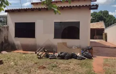Casa à venda na Av Das Roseiras, Jardim Bonança, Campo Grande