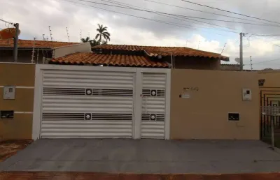 Casa com 2 quartos à venda na Rua Pau D'Alho, 643, Vila Nasser, Campo Grande