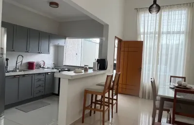 Casa com 3 quartos à venda na Rua José Otavio Mendes da Silva, 366, Jardim Oasis, Taubaté
