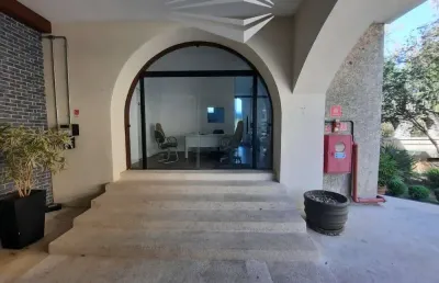 Terreno comercial para alugar na rua dom joaquim, granja viana, cotia, 105 m2 por r$ 2.500