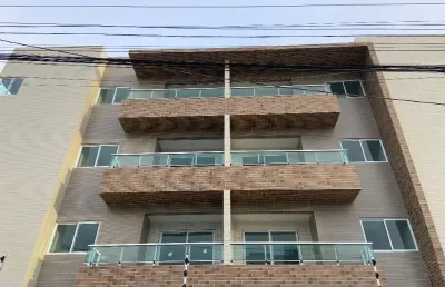 Alugo apartamento novo térreo com área externa   privativa com 3 quartos