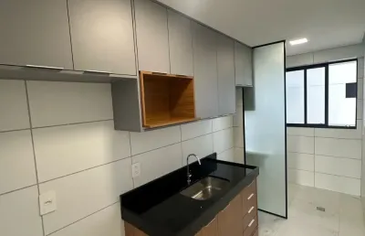 Aligo apartamento novo  com projetados à 250 metros da orla