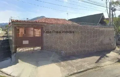 Casa com 2 quartos à venda no indaiá, caraguatatuba , 146 m2 por r$ 700.000