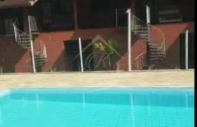 Apartamento térreo em condomínio fechado com 03 dormitórios praia maranduba, ubatuba/sp