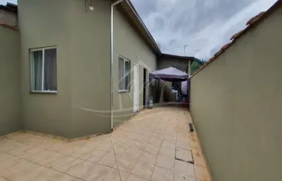 Casa com 2 quartos à venda no Jaraguazinho, Caraguatatuba 