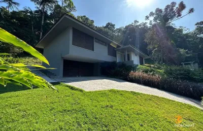 Casa semimobiliada centro de joinville | oportunidade de morar no melhor de joinville