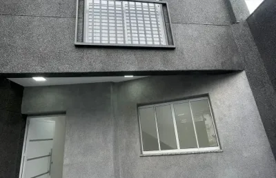 Casa com 2 quartos para alugar na Rua Dom Pedro Primeiro, 78, Vila Júlia, Poá