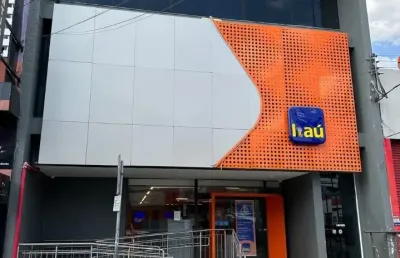 Ponto comercial para alugar na Avenida Nove de Julho, 89, Centro, Poá