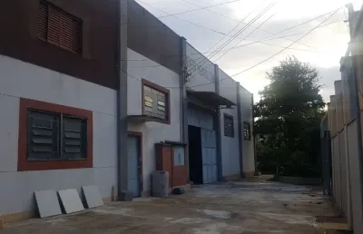 Ponto comercial com 2 salas para alugar na Avenida Três Pontes, 789, Jardim Antônio Picosse, Poá
