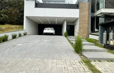 Linda casa à venda no condomínio aruã brisas em mogi das cruzes
