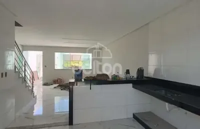 Casa para venda em governador valadares / mg no bairro centro