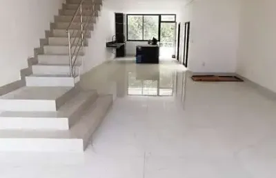 Casa sensacional 03 suítes 03 closets e com piscina no belvedere