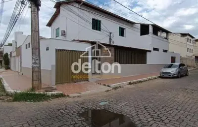 Sobrado à venda em centro, governador valadares - mg