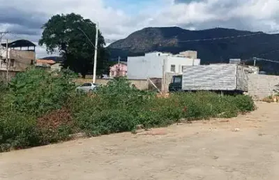 Terreno à venda no Jardins, Governador Valadares 