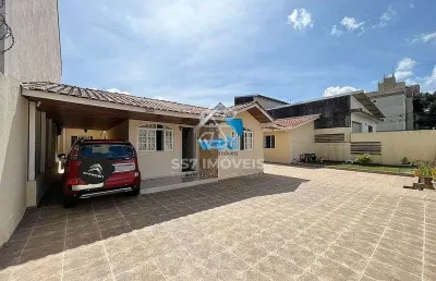Casa com 4 quartos à venda na Rua Miguel Caluf, Cajuru, Curitiba