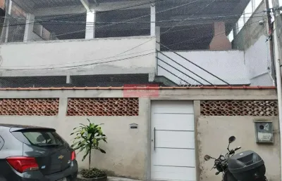 Casa linear com 3 quartos e terraço aceitando carta de crédito em bangu