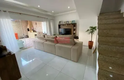 Belíssima duplex com 3 quartos com 3 suítes sem bangu. aceitando carta de crédito.