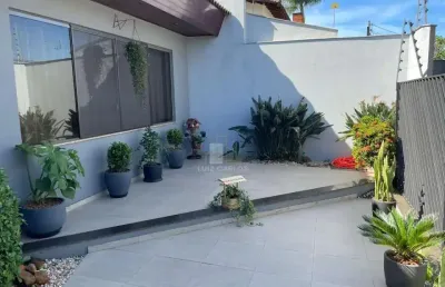 Casa com 5 quartos à venda no Mediterrâneo, Londrina 