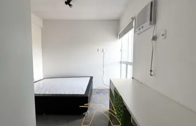 Apartamento mobiliado com 1 dormitório no bairro água verde