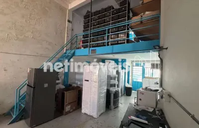 Ponto comercial para alugar na Rua Primeiro de Maio, Cachoeirinha, Belo Horizonte
