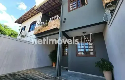 Casa com 3 quartos à venda na Rua Coronel Emílio Martins, Santa Amélia, Belo Horizonte