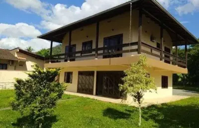 Casa com 3 quartos à venda na virgílio pedro rubini, 1351, barra do rio cerro, jaraguá do sul por r$ 1.200.000