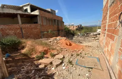 Terreno à venda na Rua Tulipas, 1, Monte Verde, Betim