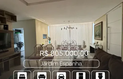 Casa de condomínio fechado com 03 quartos e 01 gabinete