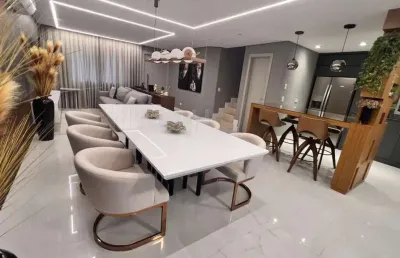 Casa com 3 quartos à venda na Avenida Senador Salgado Filho, Uberaba, Curitiba