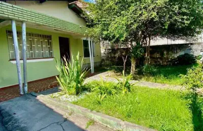 Casa á venda na vila galvão - 2 minutos caminhando do lago dos patos