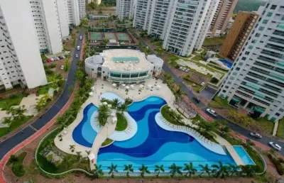 Apartamento com 4 quartos para alugar na Rua Le Parc, 00, Patamares, Salvador