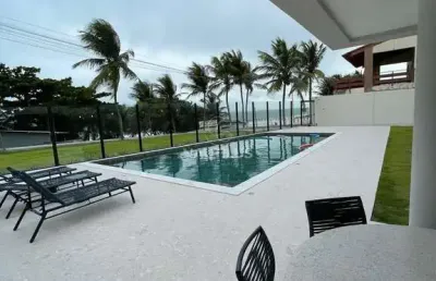 Apartamento à venda com 3/4 sendo 2 suítes no porto mar de pirangi.