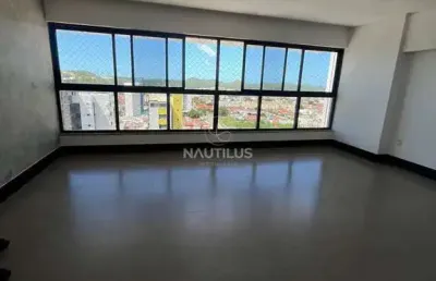 Venda de apartamento 3/4 sendo 2 suítes com closet e 3 vagas de garagem.