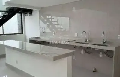 Vende cobertura duplex 3/4 sendo 1 suíte com 3 vagas de garagem em lagoa nova.