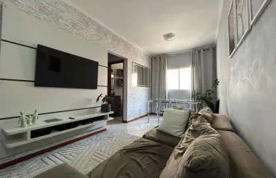 Apartamento de 02 dormitórios  a venda com móveis planejados no residencial espanha.