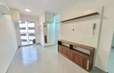 Apartamento com planejado e varanda em localização privilegiada