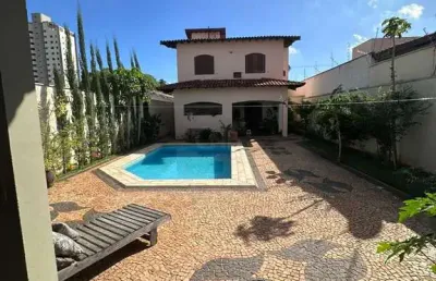 Casa com piscina a venda no bairro são dimas ao lado do centro esportivo da esal