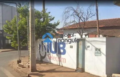 Casa à venda na Rua Itarumã, Setor Santos Dumont, Itumbiara