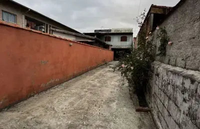 Casa com 3 quartos para alugar na Estufa II, Ubatuba 