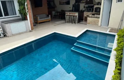 Casa com 3 quartos sendo 2 suites a venda na na granja julieta