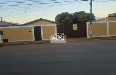 Casa para locação na rua cristiano costa bezerra, 235 - vila alvorada, paracatu- mg