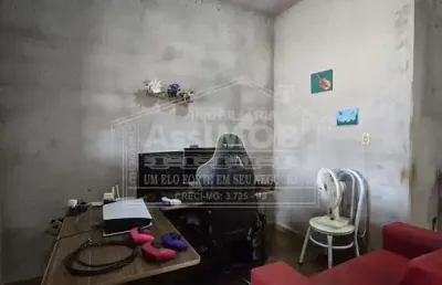 Casa, vila mariana, paracatu - mg rua sebastião pães de almeida, 296.