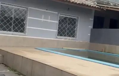 Casa de 2 dormitórios com piscina e churrasqueira no bairro santa regina