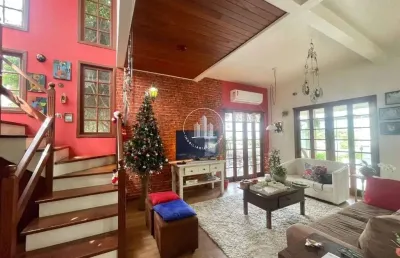 Casa com 3 quartos à venda na Rua Adélia Schröeder Pontes, 730, Serraria, São José