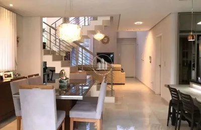 Casa de 257m², localizada na pedra branca/ palhoça sc - est