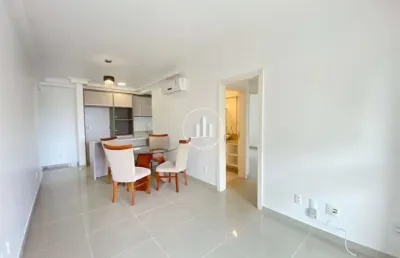 Apartamento 70m² com 2 quartos e suíte no balneário - est