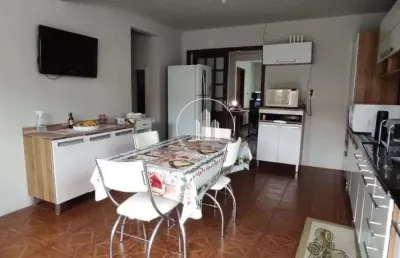 Casa com 3 quartos à venda na Rua Curió, 259, Serraria, São José