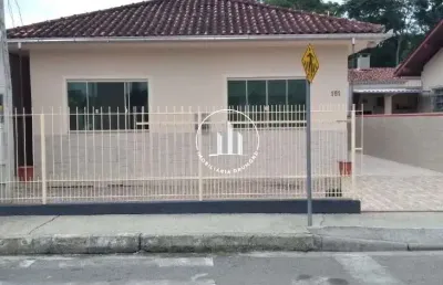 Casa com 3 quartos à venda na Rua Vila Real, 151, Forquilhas, São José